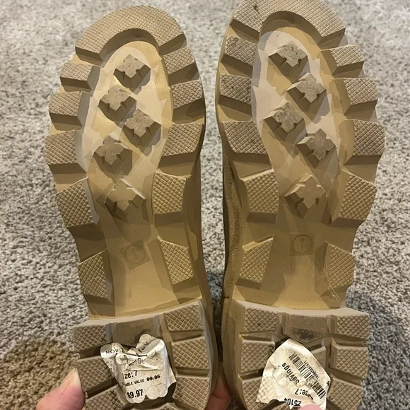 Steve Madden Beige Ankle Booties - Picture 6 of 10